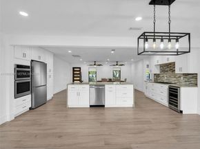 1501 NW 109th Ter, Pembroke Pines FL 33026