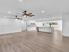 1501 NW 109th Ter, Pembroke Pines FL 33026