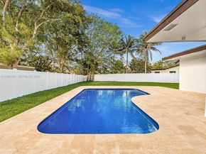 1501 NW 109th Ter, Pembroke Pines FL 33026