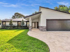 1501 NW 109th Ter, Pembroke Pines FL 33026