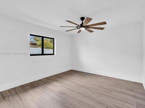 1501 NW 109th Ter, Pembroke Pines FL 33026