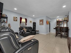 1401 NW 44th St, Miami FL 33142