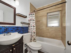 1401 NW 44th St, Miami FL 33142