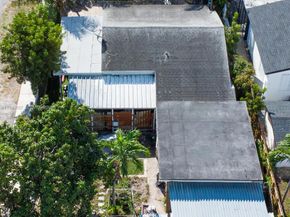 1401 NW 44th St, Miami FL 33142