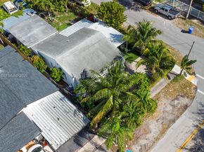 1401 NW 44th St, Miami FL 33142