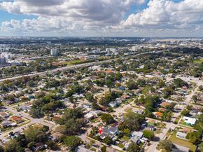 1401 NW 44th St, Miami FL 33142