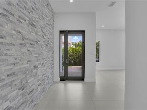 5952 W Brookfield Cir W, Hollywood FL 33312