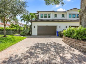 5952 W Brookfield Cir W