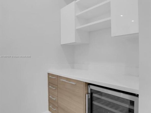 5952 W Brookfield Cir W, Hollywood FL 33312