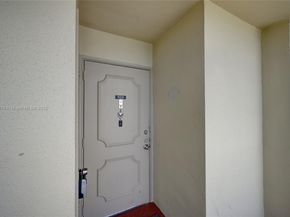 3654 Via Poinciana 502, Lake Worth FL 33467