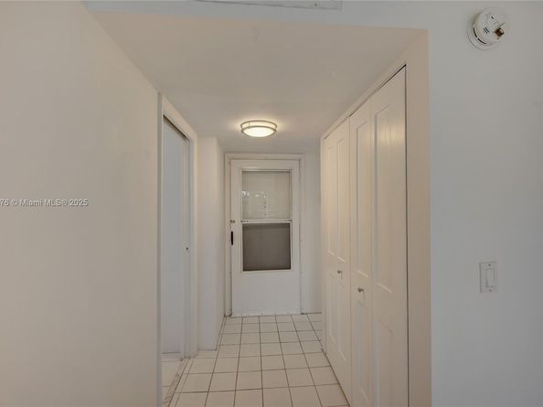 3654 Via Poinciana 502, Lake Worth FL 33467