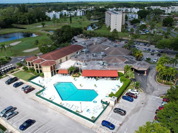 3654 Via Poinciana 502, Lake Worth FL 33467