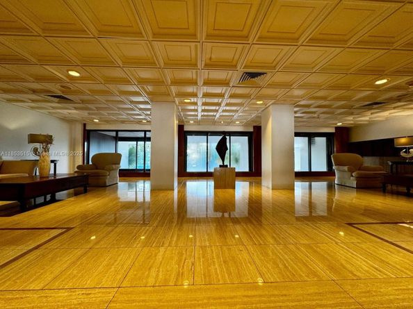 2333 Brickell Ave 2607, Miami FL 33129