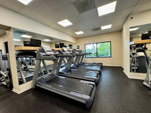 2333 Brickell Ave 2607, Miami FL 33129