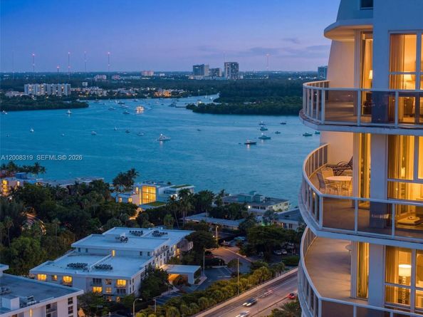 10225 Collins Ave 2004, Bal Harbour FL 33154
