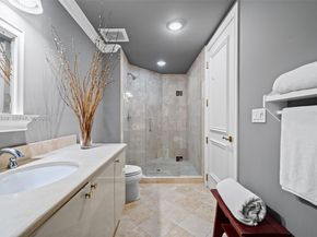 10225 Collins Ave 2004, Bal Harbour FL 33154