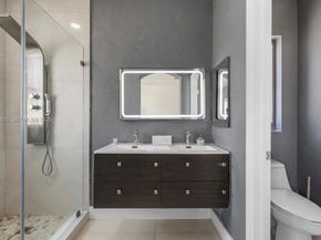 8362 NW 107th Ct 724, Doral FL 33178