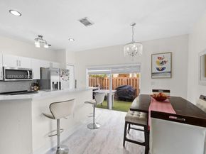 8362 NW 107th Ct 724, Doral FL 33178