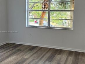 4334 NW 9th Ave 72F, Deerfield Beach FL 33064