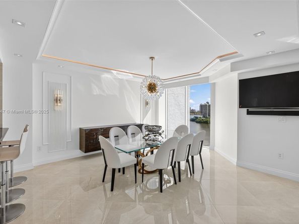 3201 NE 183rd St 1405, Aventura FL 33160