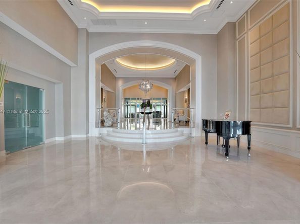 3201 NE 183rd St 1405, Aventura FL 33160