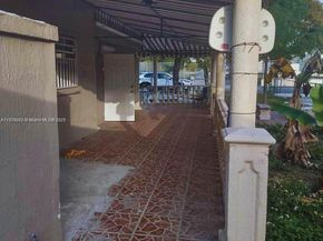 6422 NW 29th Ave, Miami FL 33147