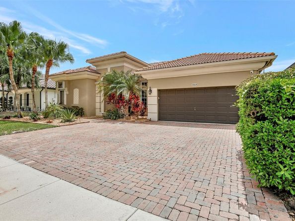 3060 SW 195th Ter, Miramar FL 33029