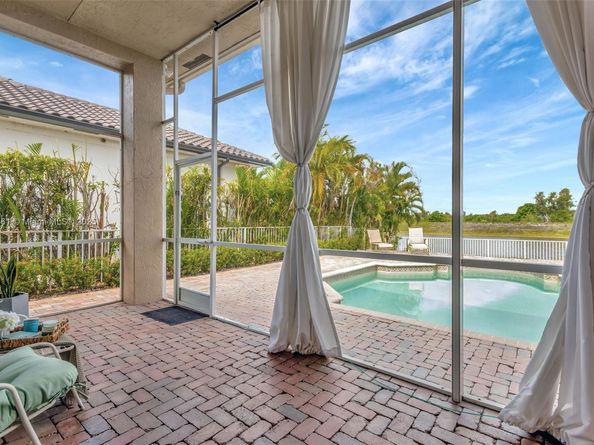 3060 SW 195th Ter, Miramar FL 33029