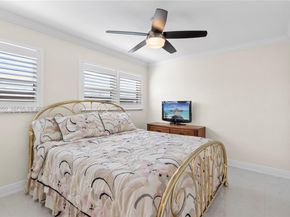 329 SE 3rd St 405P, Hallandale Beach FL 33009