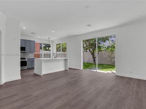 4331 Lake Tahoe Cir, West Palm Beach FL 33409