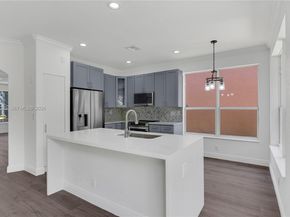 4331 Lake Tahoe Cir, West Palm Beach FL 33409