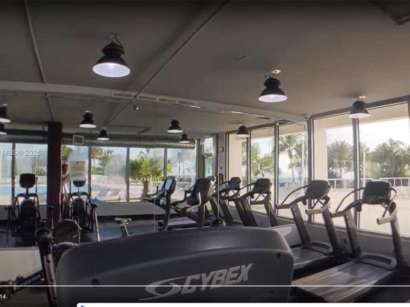 100 Lincoln Rd 904, Miami Beach FL 33139