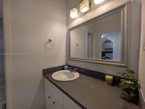 100 Lincoln Rd 904, Miami Beach FL 33139