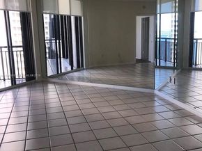 540 Brickell Key Dr 1706, Miami FL 33131