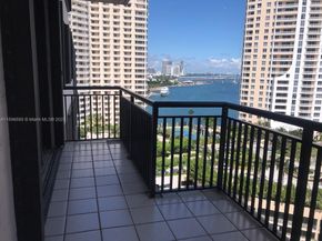 540 Brickell Key Dr 1706, Miami FL 33131