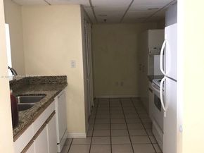 540 Brickell Key Dr 1706, Miami FL 33131