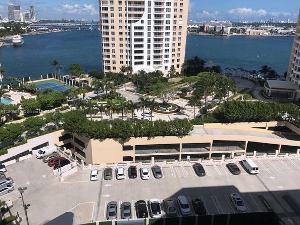 540 Brickell Key Dr 1706, Miami FL 33131