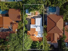 1137 Asturia Ave, Coral Gables FL 33134