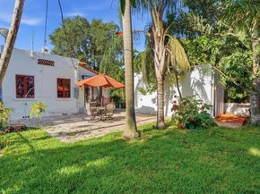 1137 Asturia Ave, Coral Gables FL 33134