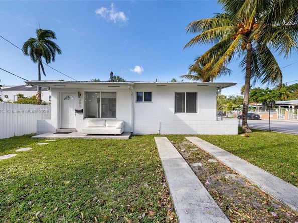 301 NW 34th St, Miami FL 33127