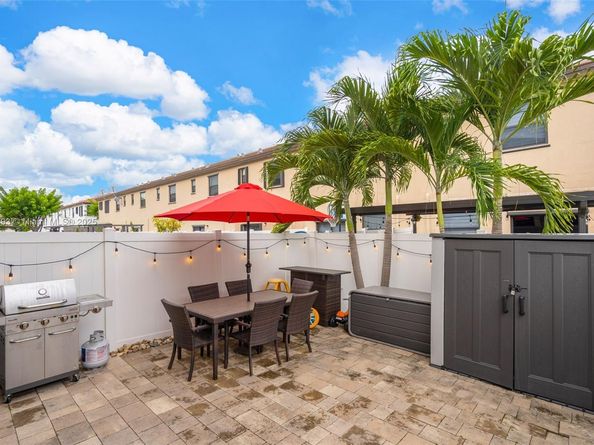 10547 W 34th Ct, Hialeah FL 33018