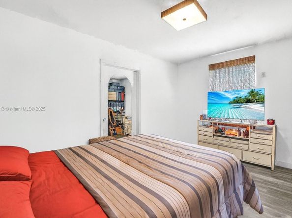 100 NW 123rd St, North Miami FL 33168