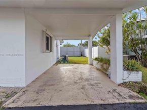 2502 NW 48th St, Tamarac FL 33309