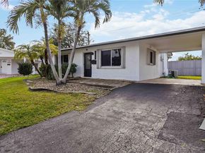 2502 NW 48th St, Tamarac FL 33309