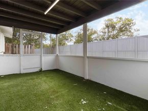 2502 NW 48th St, Tamarac FL 33309