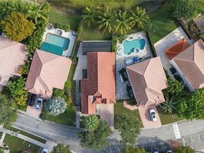 5907 NW 110th Ct, Doral FL 33178