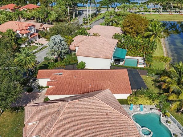 5907 NW 110th Ct, Doral FL 33178