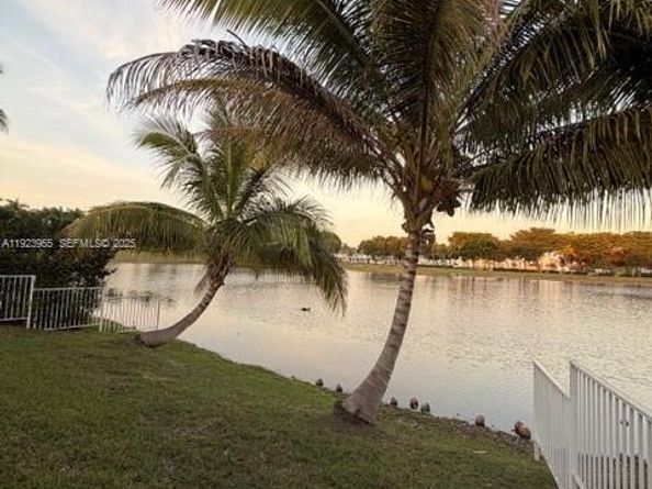 5907 NW 110th Ct, Doral FL 33178