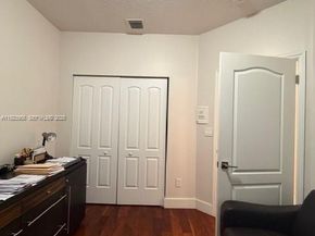 5907 NW 110th Ct, Doral FL 33178