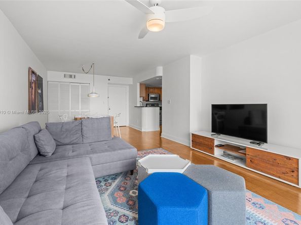 770 Claughton Island Dr 1010, Miami FL 33131